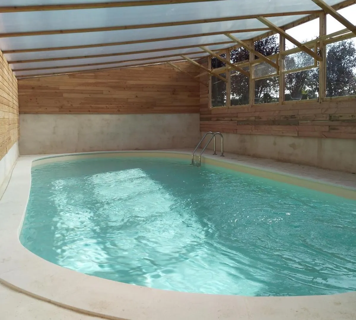Le Gite Du Noyer Sains Сasa de vacaciones